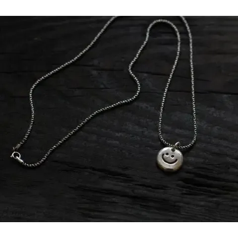 Hand-knocking Little Smiley Face Cake Pendant Bracelet Necklace Bracelet with Pendant Side X view 3