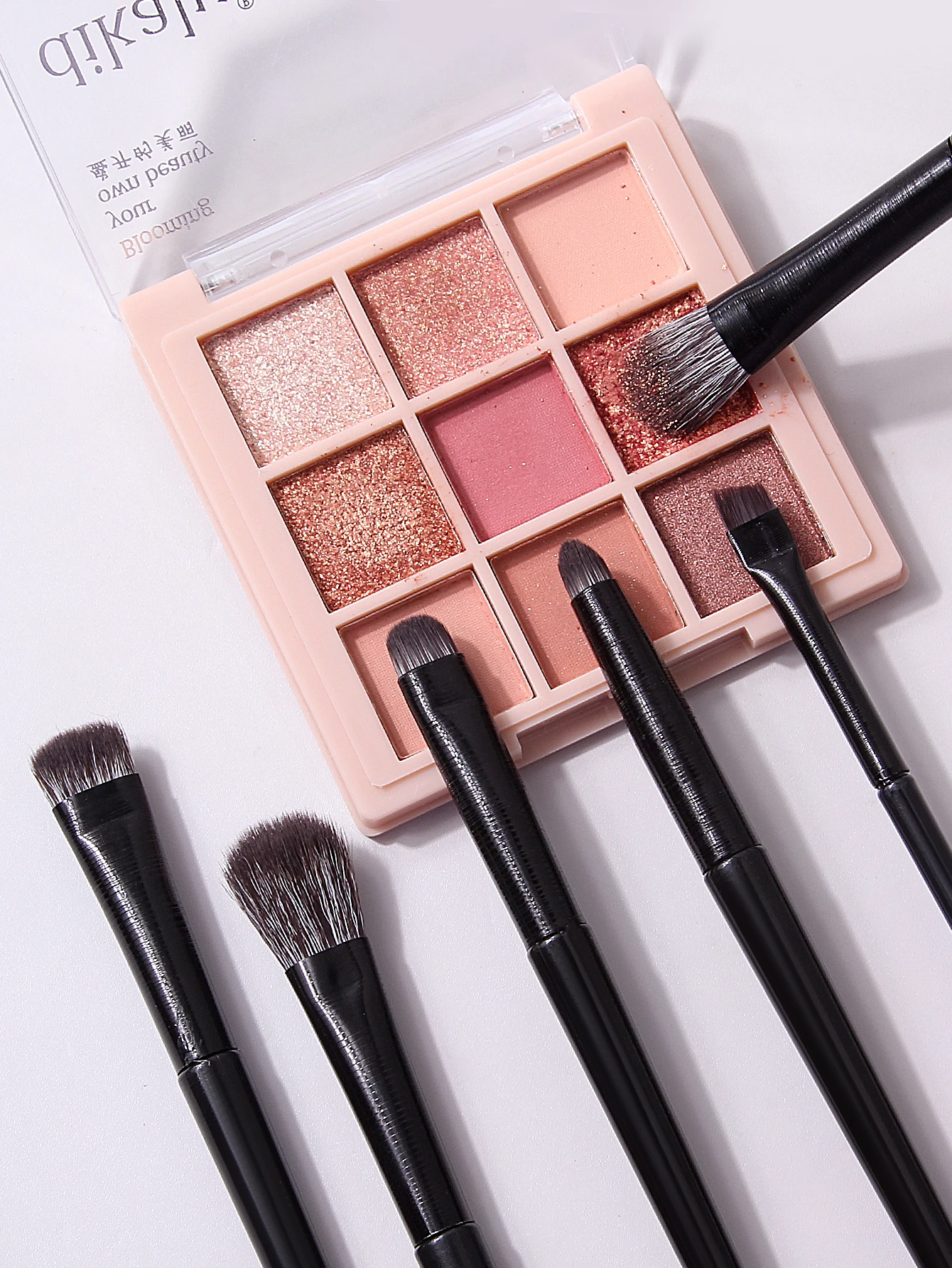 Ensemble de pinceaux de maquillage pour les yeux, pinceaux pour fard à paupières, pinceaux pour eye-liner, pinceaux à sourcils, outils de maquillage professionnels de qualité artiste, 6 pièces