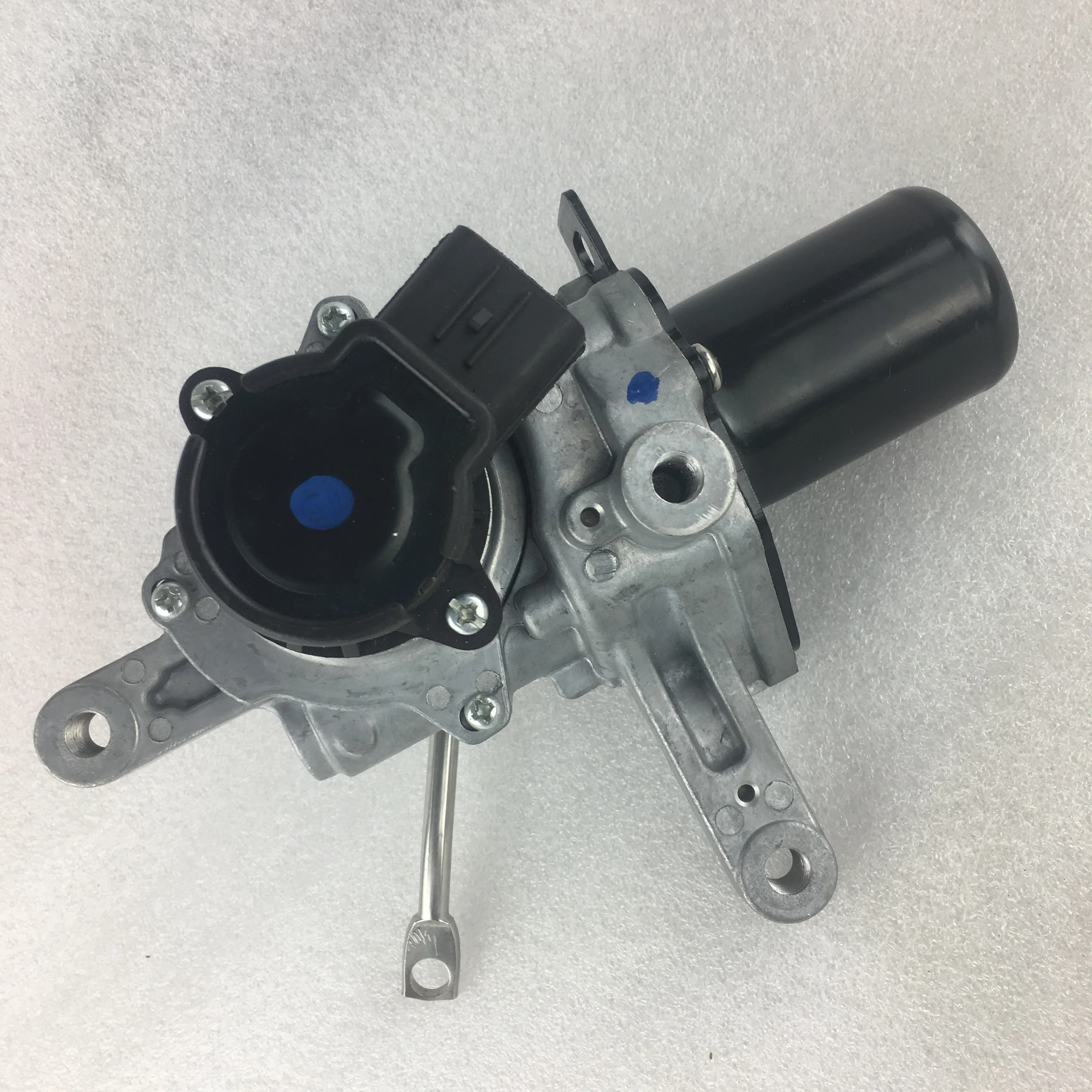 

Turbocharger Electronic Actuator Solenoid Valve for Hilux Vigo3000 17201-0L070 17201-0L071 2.5L 2KD-FTV D-4D Diesel