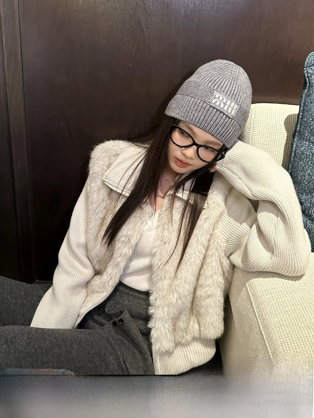 

UKILAU Ретро-куртка с воротником-стойкой, вязаная, с пэчворком, из экологичного искусственного меха, женская, осенне-зимняя, имитация двухслойности, свободный крой, для повседневной носки S...