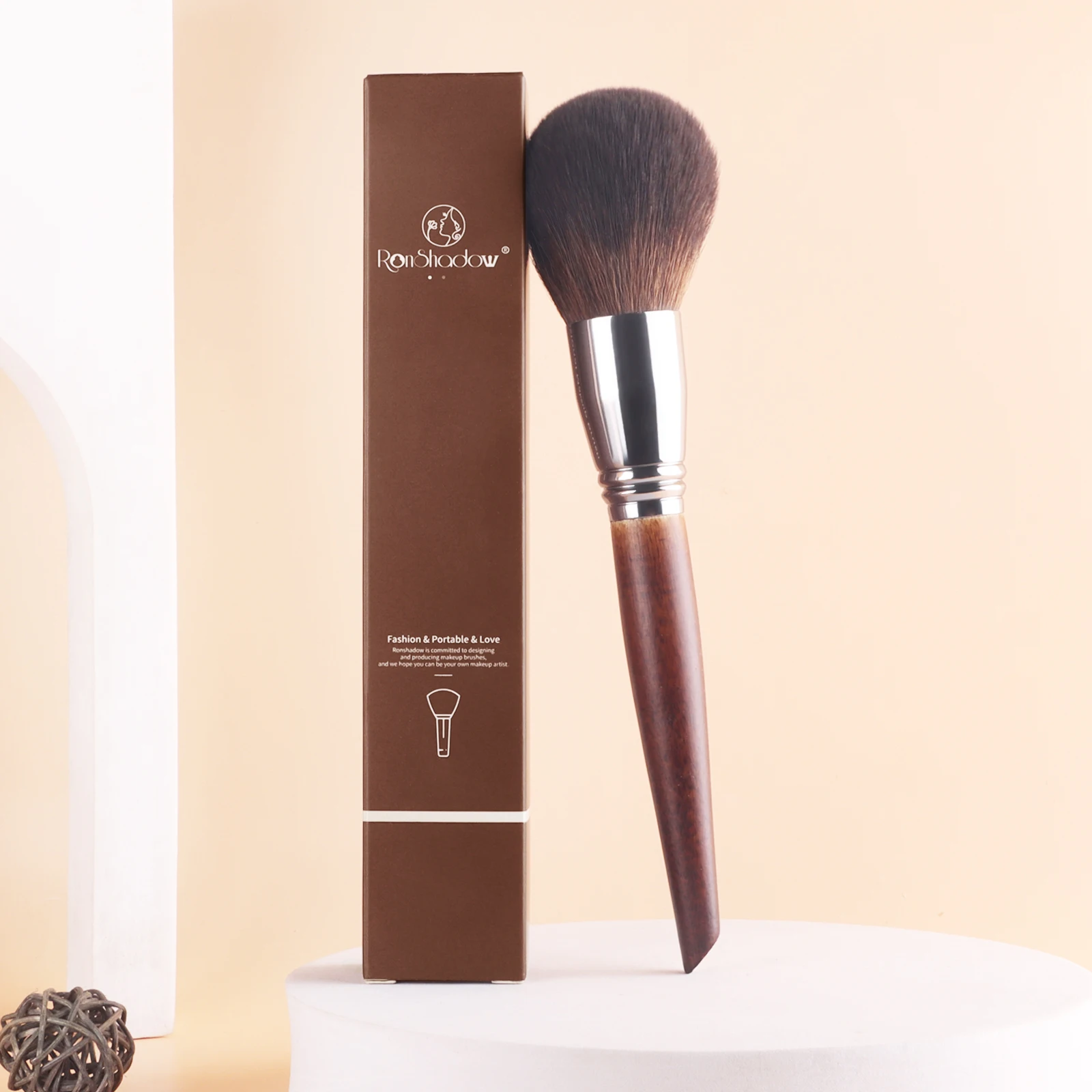 1PC Makeup Brush Complete powder Brush Eyeshadow Soft Makeup Brush Beauty Tools Smudge Brush Single