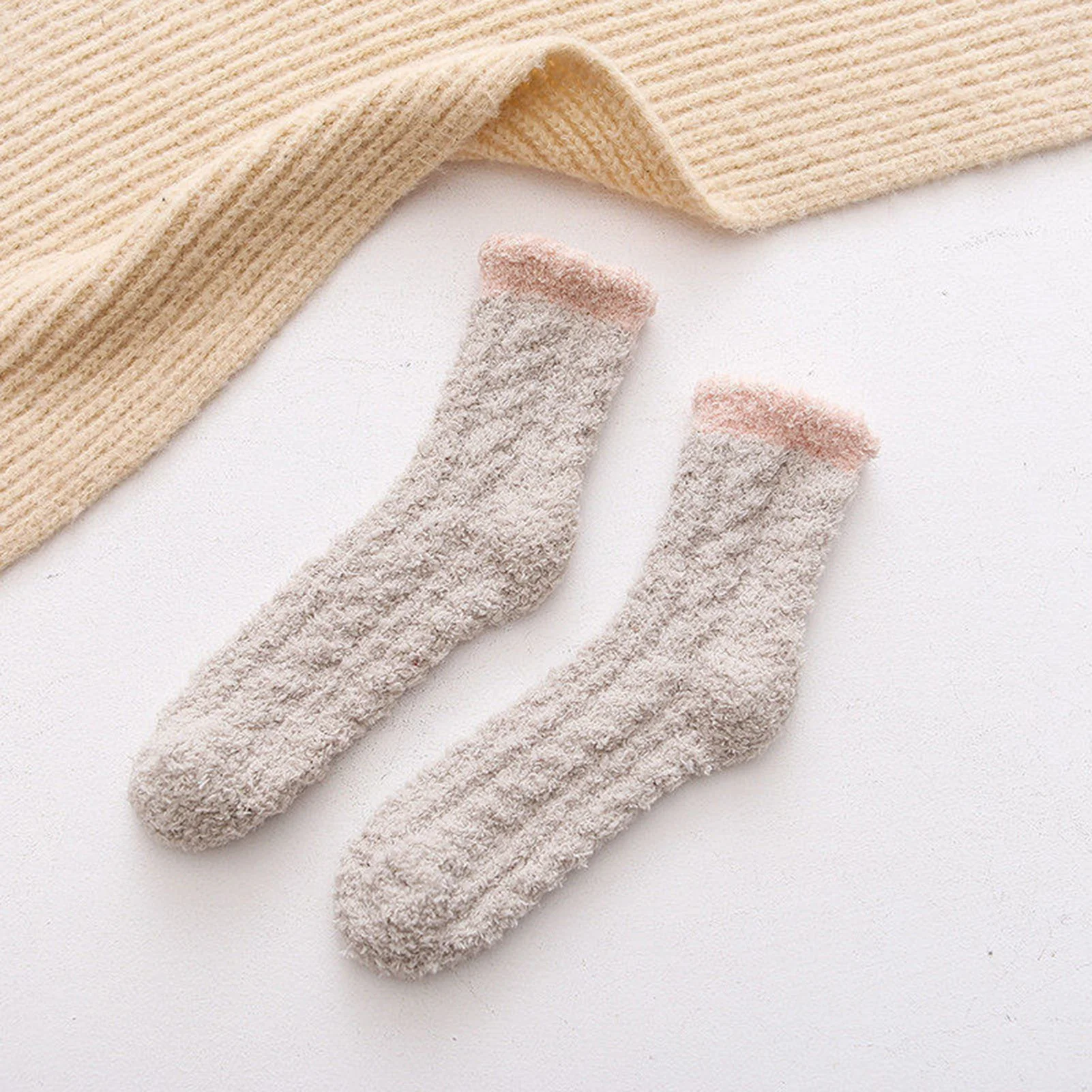 Damen Fuzzy Warm Home Socken Korallen Fleece atmungsaktive warme Socken für Winter Herbst kaltes Wetter d88