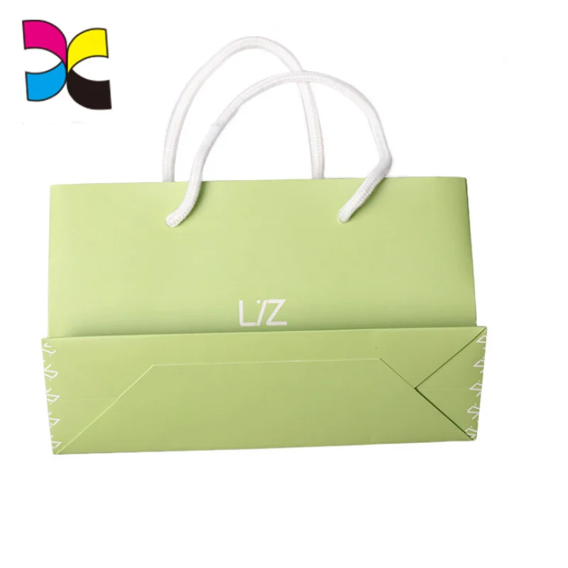 

size 40x30x10cm OEM recycled paper shopping bags own custom size logo with handle paper bag