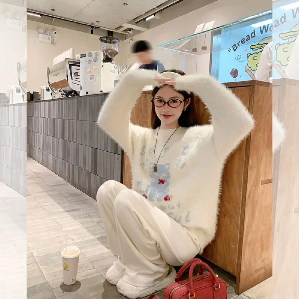 

Sweet Style Round Neck Soft Glutinous Sweater Women 2025 Spring Autumn New Niche Design Lazy Style Loose Top