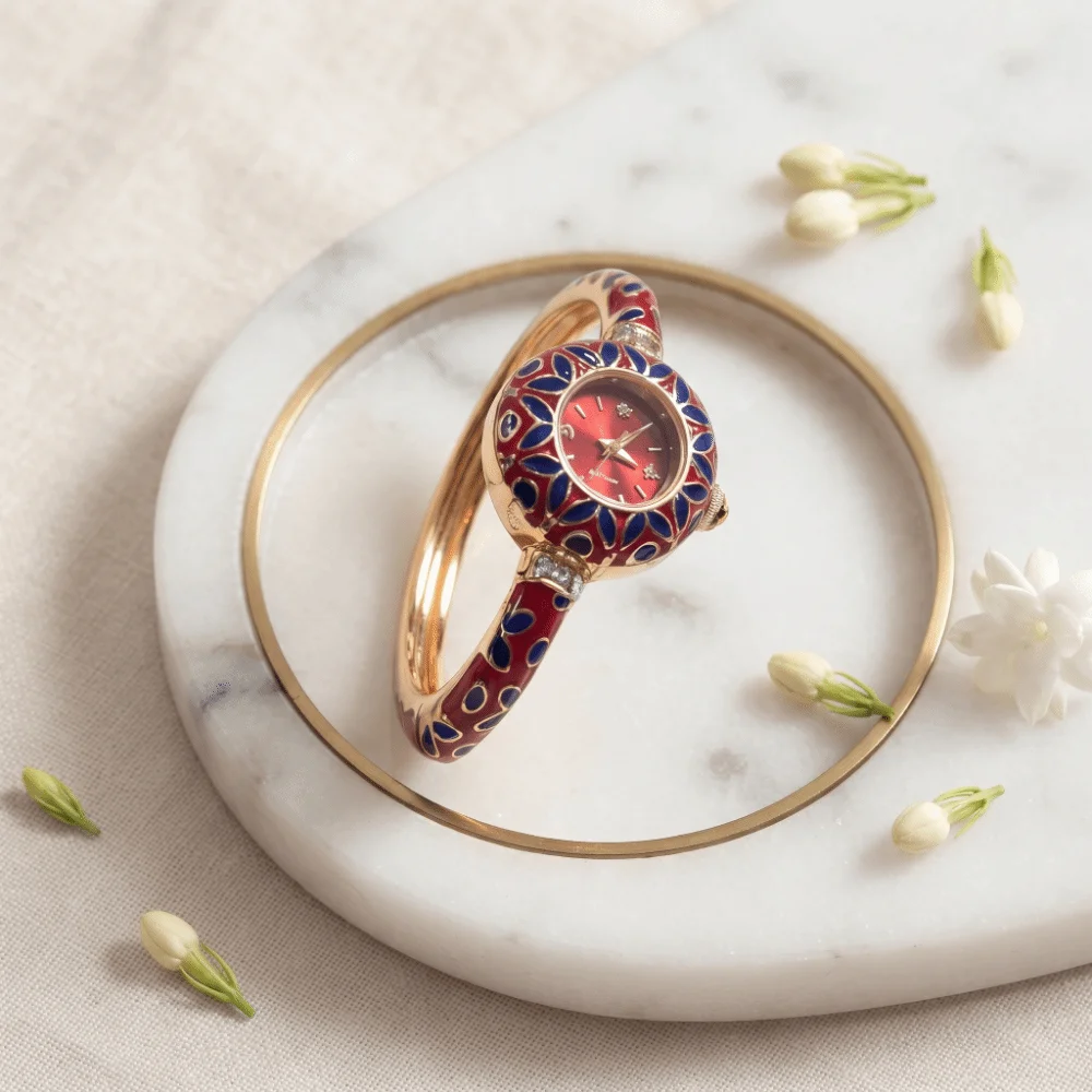 Fashionable Elegant Design Bracelet Watch Round Shape Colorful Bracelet Women's Watch Gradient Rainbow Vintage Watch Daily Wear