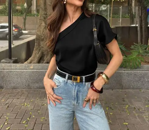 

2025 Fashion Wholesale Top Women Spring and Summer New Hot Girl Style Unique Irregular Collar Matte Satin Off Shoulder T-Shirt