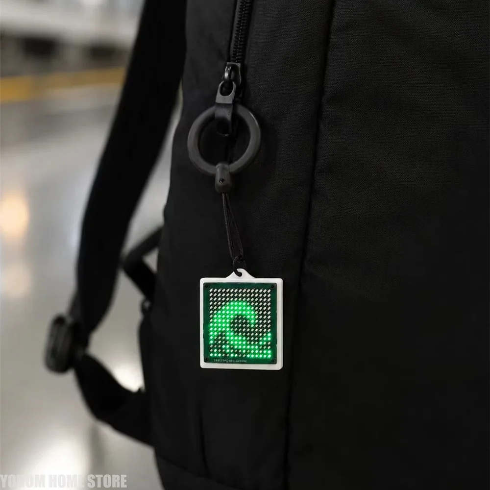 Interactive Water Flow Led Fluid Decor Shake Sensitive Atmosphere Lamp Desktop Ornament Portable Bag Charm Present