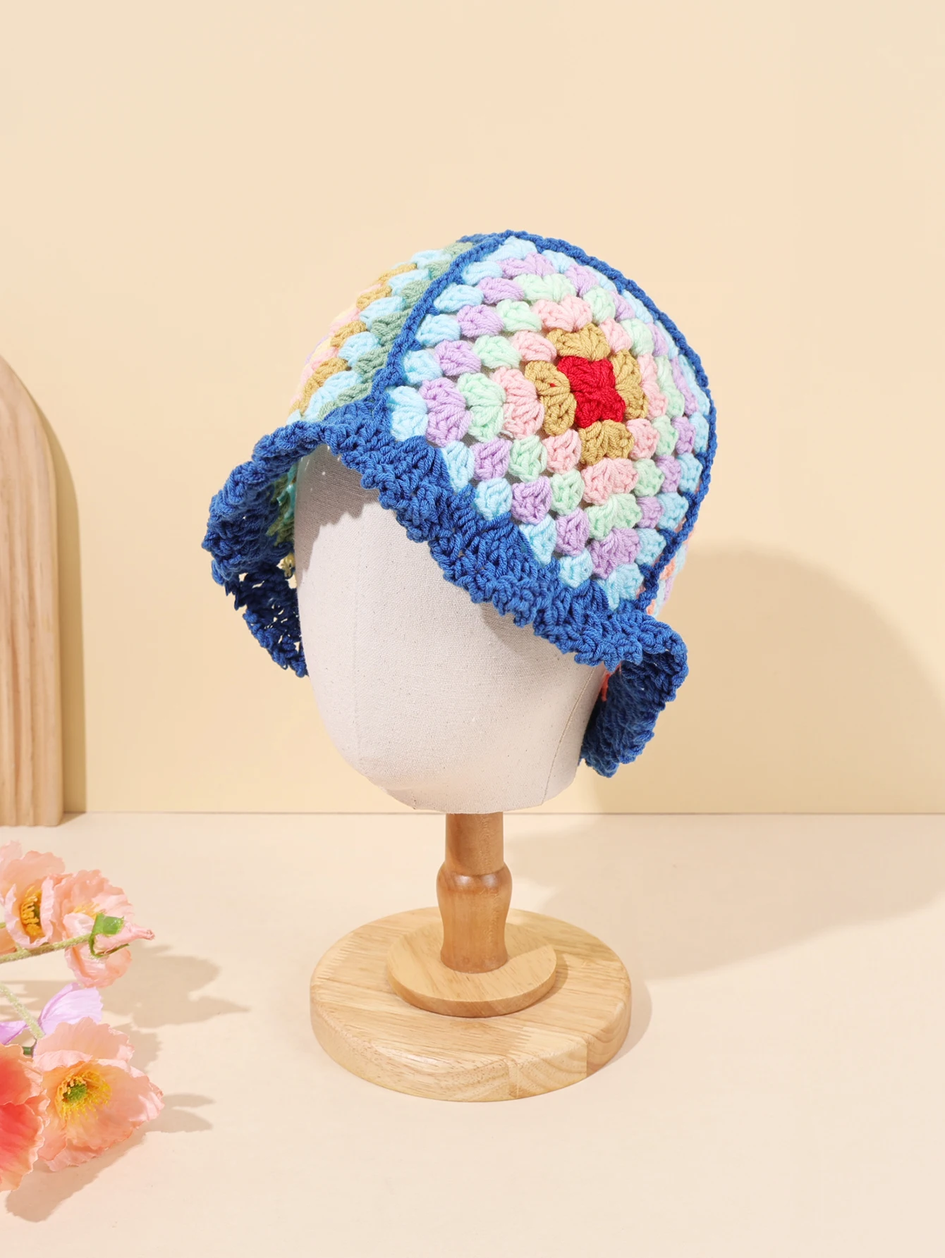 1PCFlower wool basin cap with hollow knitted insulation, fisherman hat/basin cap can be worn twice