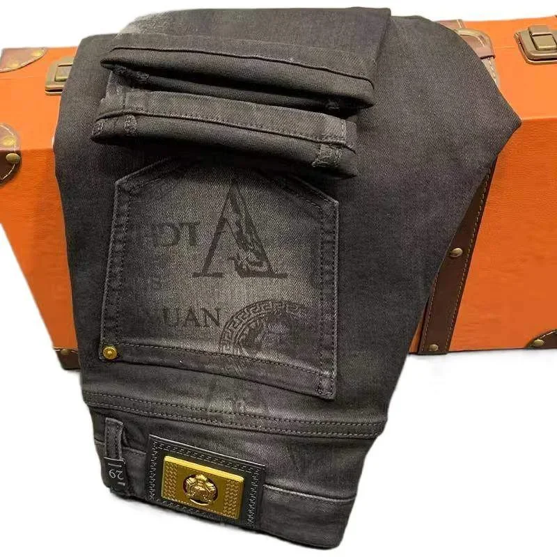 جينز رجالي ضيق عصري مطبوع عالي الجودة سروال دينم أنيق للتخسيس للرجال نمط جديد 2025 بنطلون صغير للقدمين #5