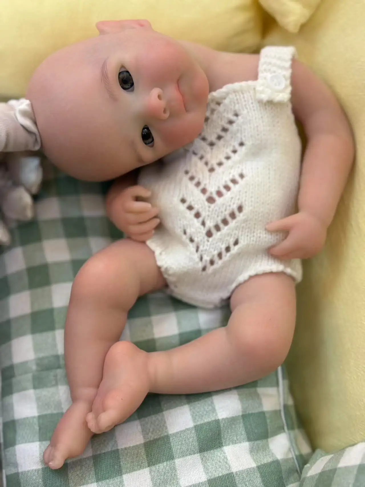 13 Inch Open Mouth Silicone Bettie Girl Handmade Reborn Doll with 2 Sets of Clothes Washable Collectible Muñecas Renascida Bebe