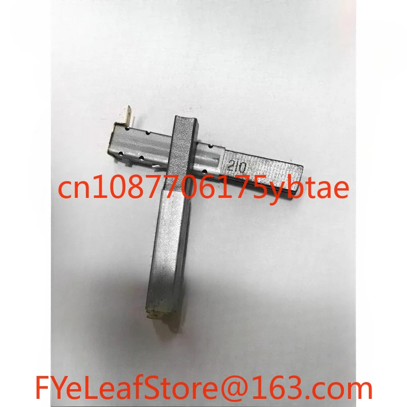 

V4Z-AD30 Carbon Brush Motor Carbon Brush Repair and Distribution