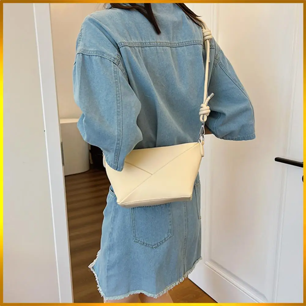 

Geometric PU Leather Shoulder Bag Zipper Closure Commuter Messenger Handbag Casual Sling Bag for Women Work Shopping Travel