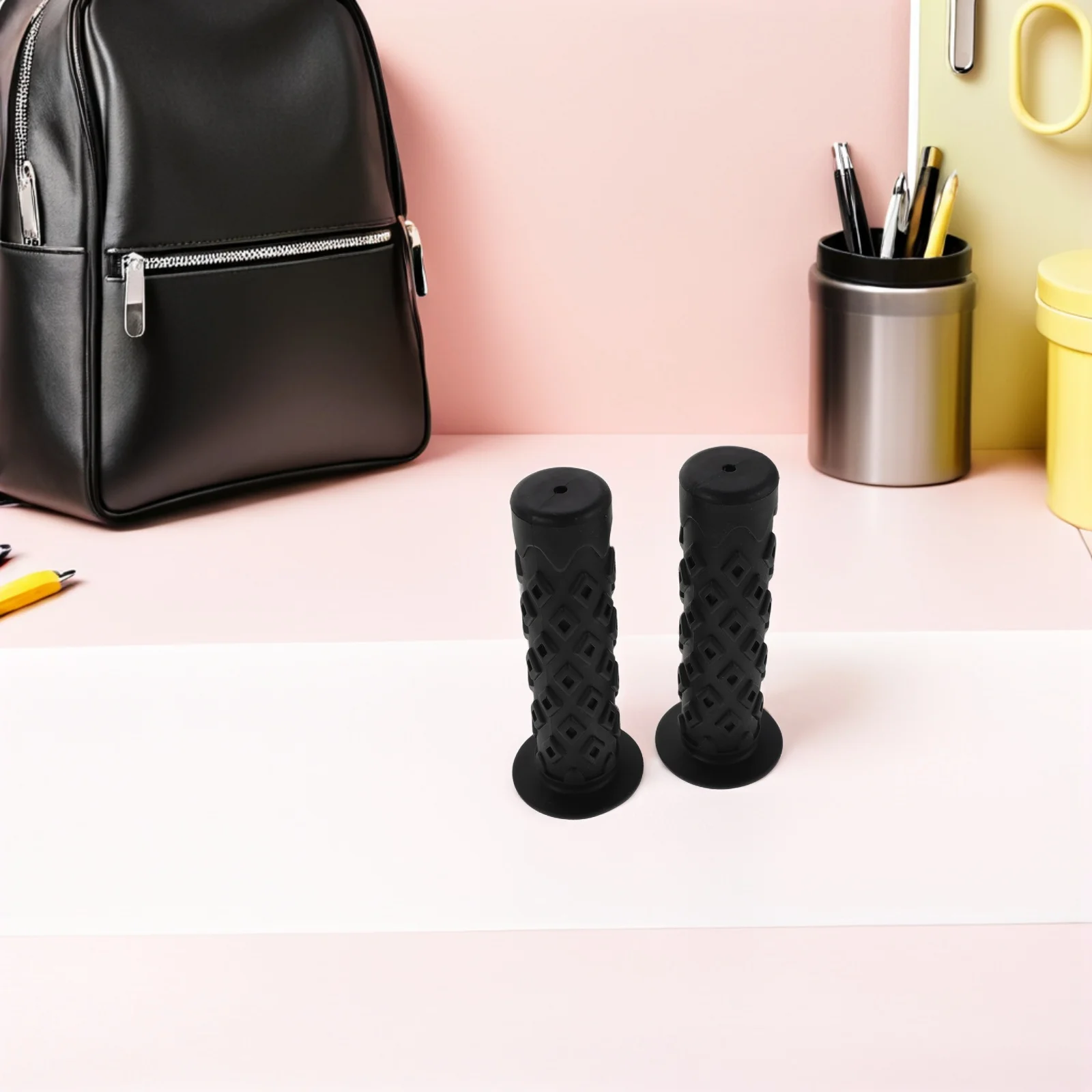 

4pcs Mountain Bike Handle Grips 11.80X4.50X4.50Cm Black Durable Non-Slip Ergonomic Bicycle Handlebar Covers For Road Bikes