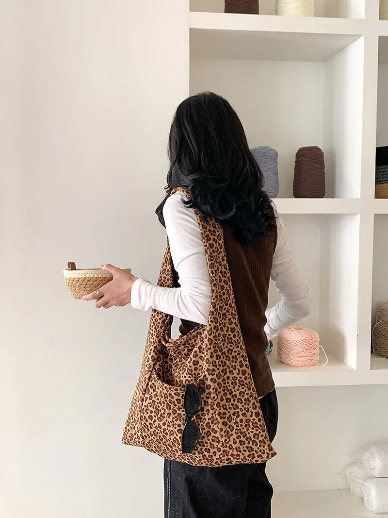 

Холщовая большая сумка с леопардовым принтом, модная сумка на плечо большой емкости для школьной работы, покупок, сумка в стиле ретро