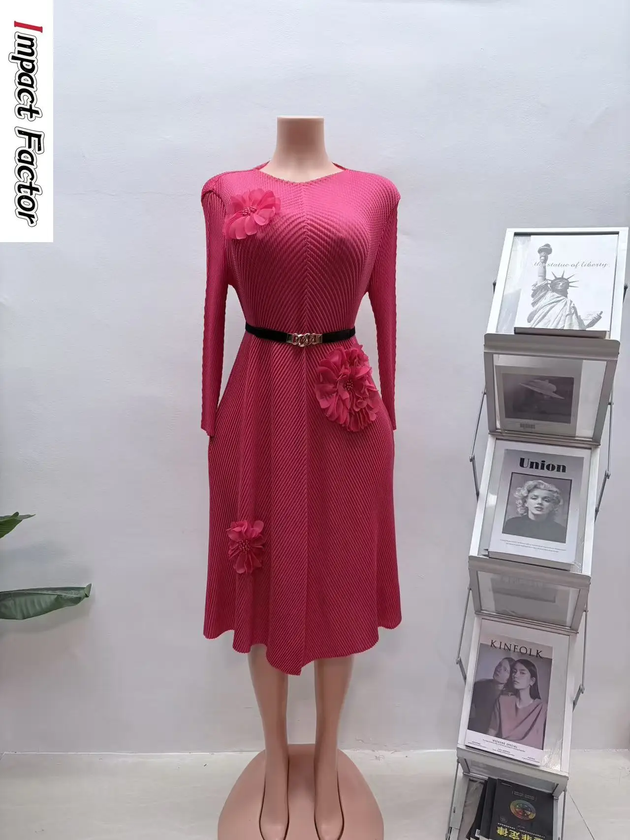 Miyake Design Sense 2025 Autumn Winter New Fish Scale Pleated Thin Pleated Dress Fashion Temperament Versatile Long Dress Women