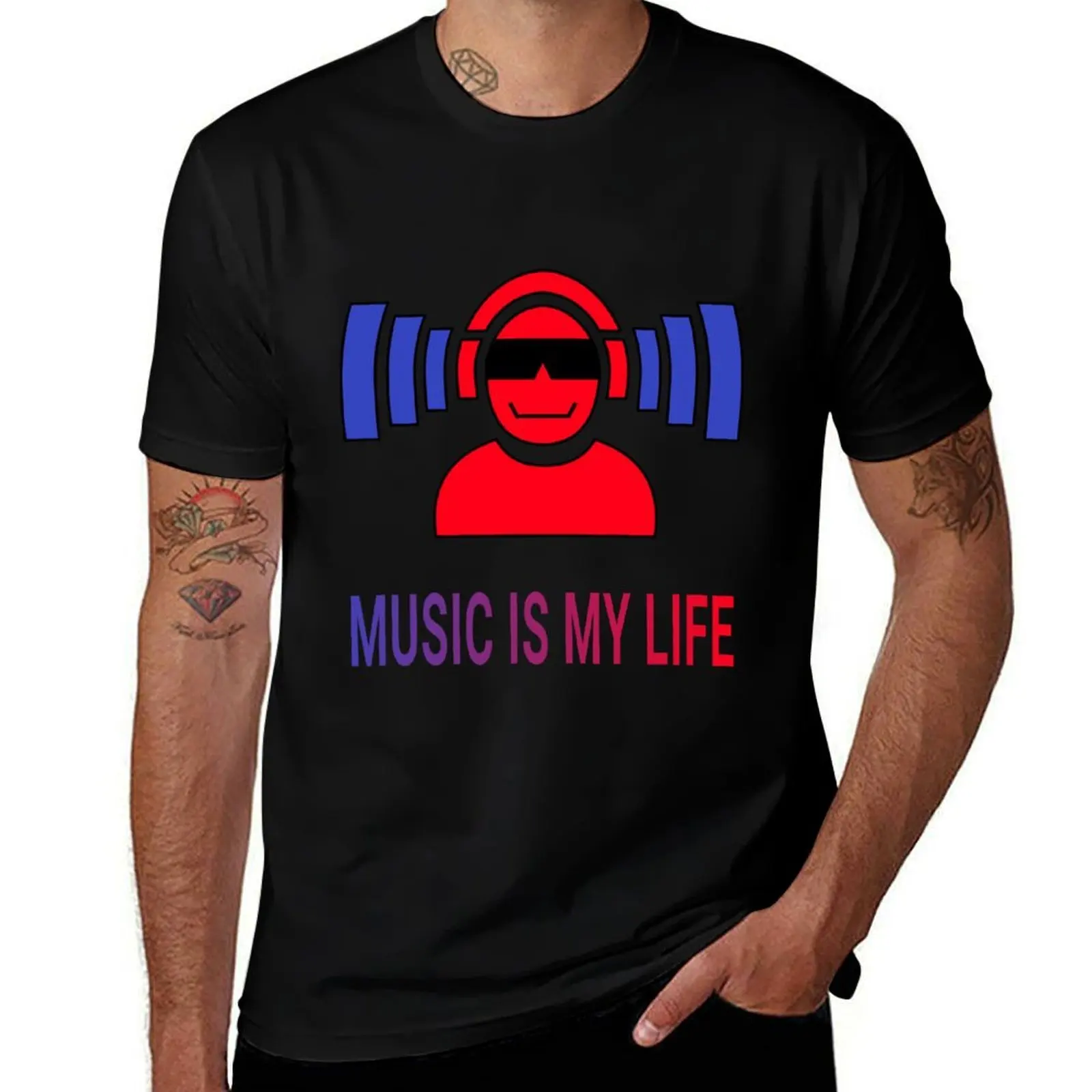 Cool guy with headphones and a big beat - Music is my Life T-Shirt Work Outdoor for Men T-Shirt