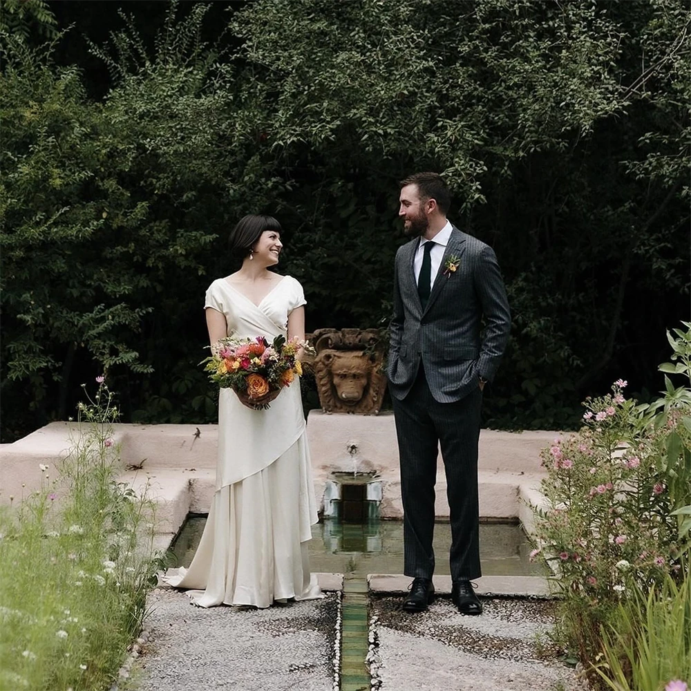 Vestido de novia de satén con cuello en V para mujer, traje de novia Vintage con volantes, impresionante, 20156 #2024