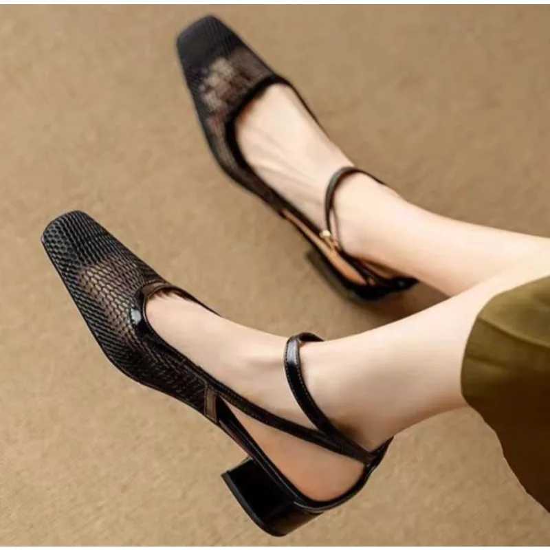 

French Square-toed Woven High-heeled Sandals 2025 Summer New Skeletonized Fashionable Leather Fabric Mid-heel Women's Shoes
