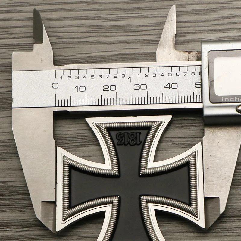 الحديد الصليب شارة الدرجة الثانية أوراق البلوط خوذة قلادة ميدالية دبوس الأمان نمط الشريط ميدالية شارة الديكور الحرف