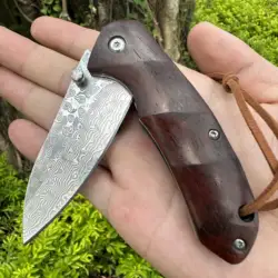 Topwell coltello tascabile in damasco VG10 fatto a mano con cuscinetto a sfera apertura rapida e liscia comoda maniglia in legno di sandalo EDC Camping