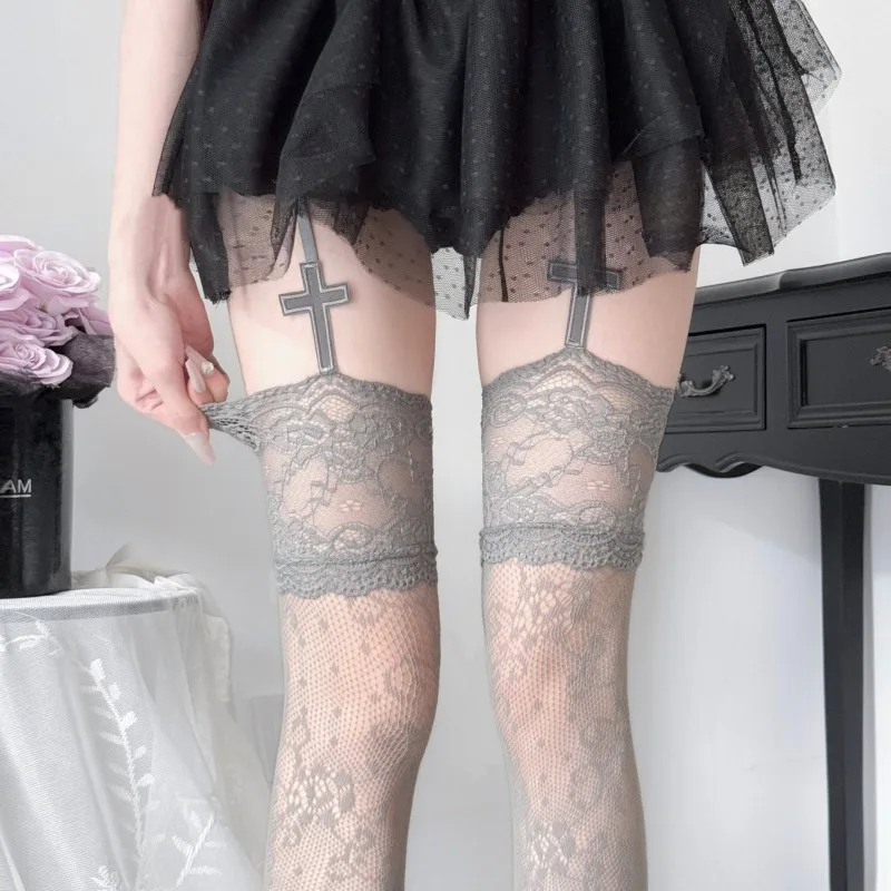 Neue weiße/graue, oberschenkelhohe Strümpfe mit Spitzenmuster, Strumpfhalterstrümpfe für Damen, sexy Party-Netzstrümpfe mit Kreuzdesign, dünne lange Sommerstrümpfe – Detail 2