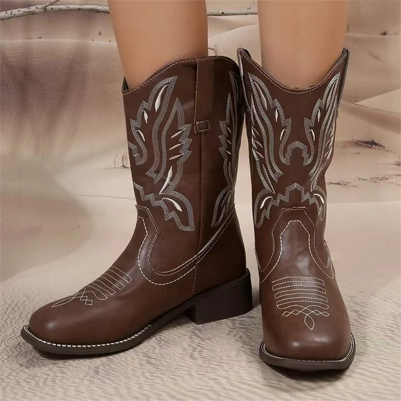 Autumn/Winter 2024  Western Cowboy Boots All-in-one Adult Women\'s Boots Embroidered Sleeve Rider Motorcycle Boots Mid-calf Boots