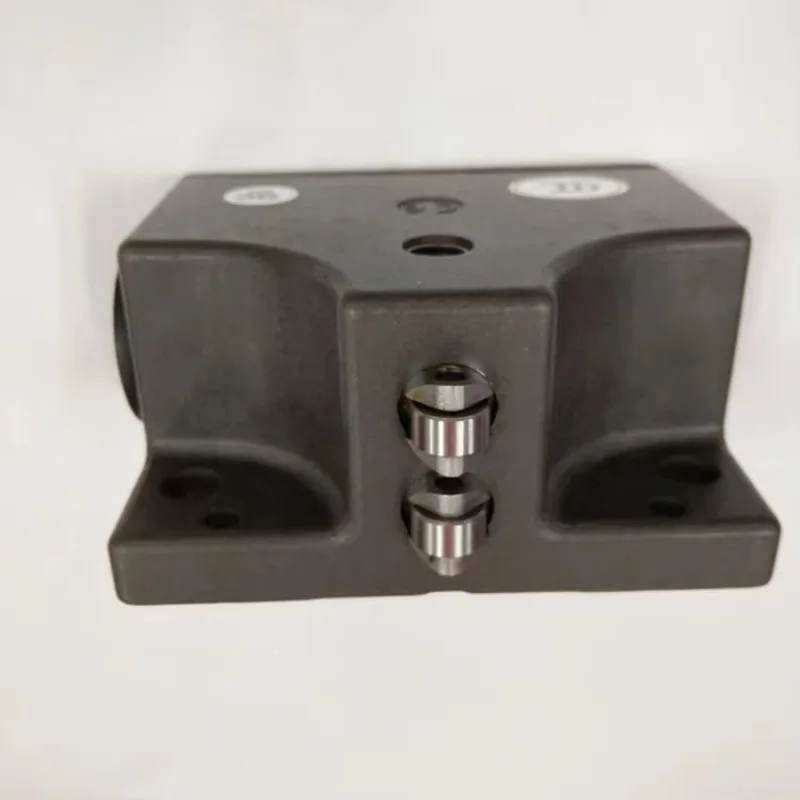 Enclosed Multi-Plunger Limit Switch SN02R12-502-M