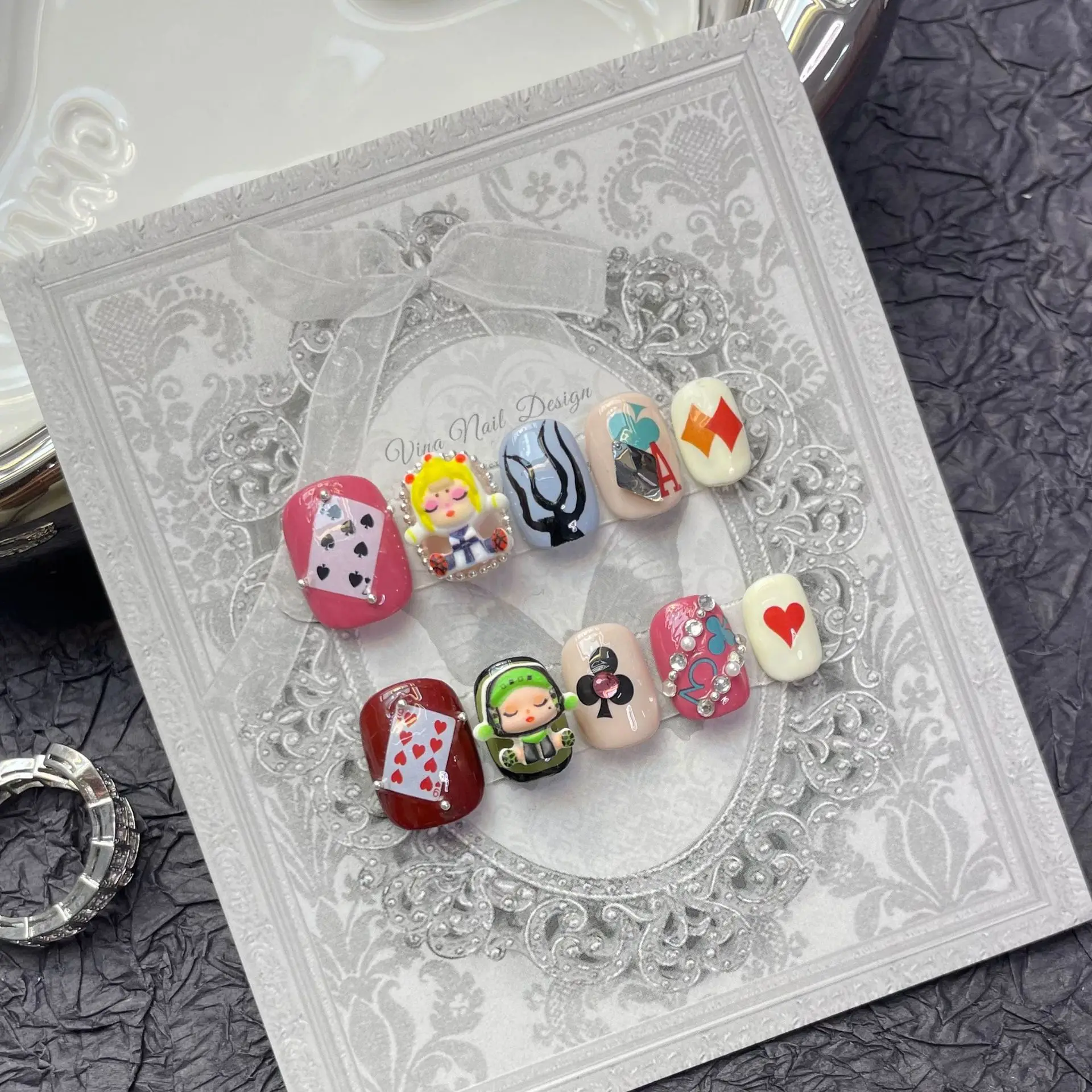 10 PCS Luxury Handmade Press on Nails Short Oval Chess And Cards Doll Design with 3-PIECE Tool Adhesive Nail Glue Tabs