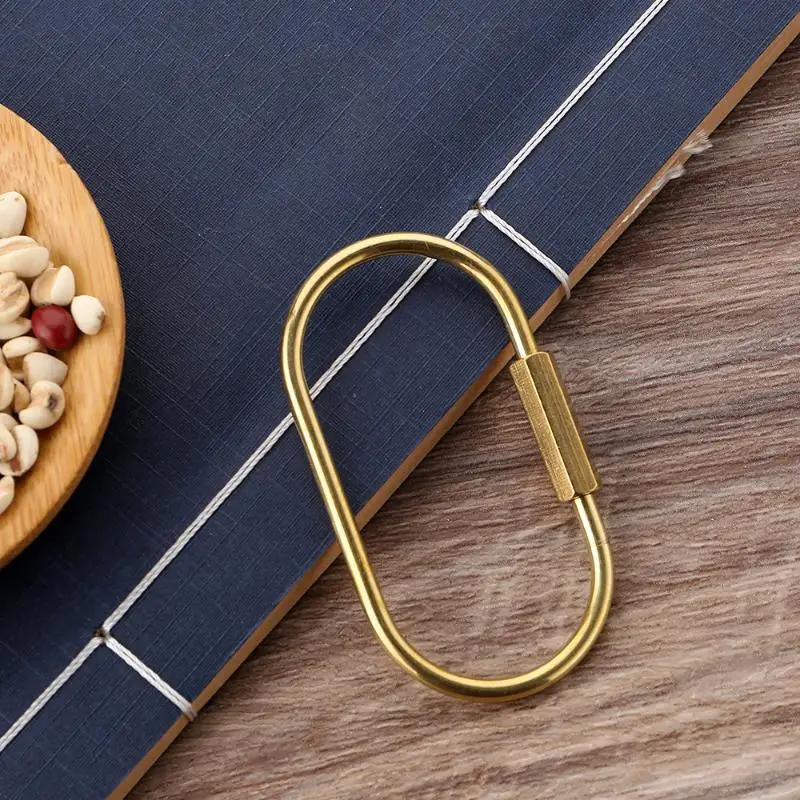 Messing-Schlüsselanhänger mit Schloss D-Schlüsselkette Goldfarben Camping-Karabiner Überlebensausrüstung – Detail 5