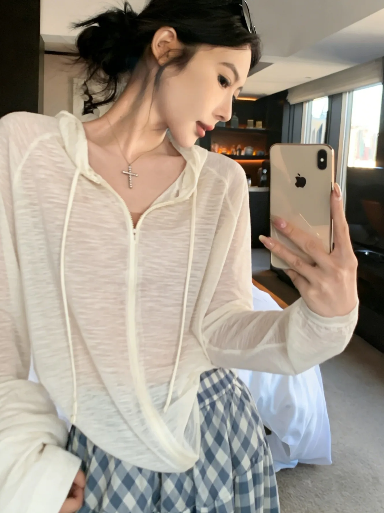 

Women's Minimalist Hooded Zip Up Sunscreen Jacket Summer Long Sleeve Lightweight Sheer Loose Slimming Air - Con Cardigan