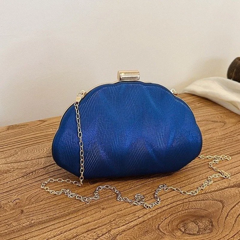 

Women's Tote Bag Crafted From Premium Leather Featuring High-End Quality And Famous Designer Commuter Style​
