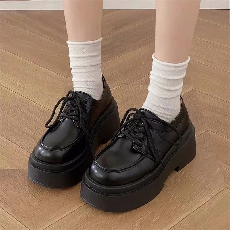 Winter Shoes Women British Style Oxfords Clogs Platform Female Footwear Autumn Preppy Leather New Retro Cross Creepers Dress