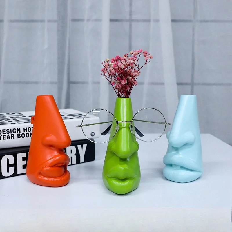 

Creative Facial Sculpture Living Room Table Decoration Vase Glasses Display Stand Statue Resin Crafts Modern Home Decor Gift