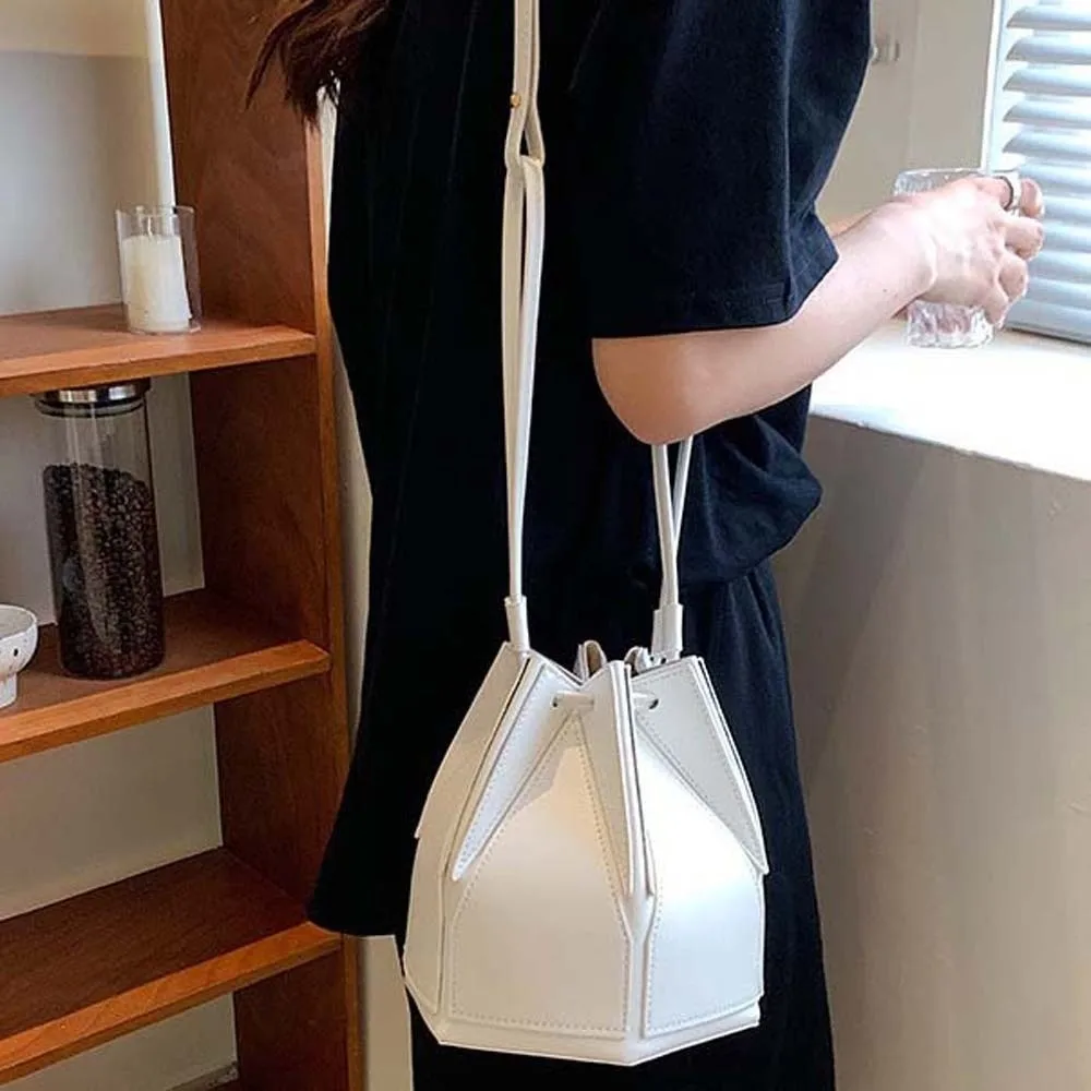 

Versatile Lady Foldable Messenger Bag Contrast Color Solid Color Folding Bucket Handbag Anti-splash Water Large Capacity