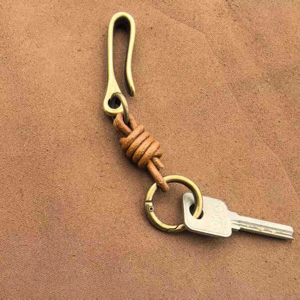 Retro Cowhide Keychain Waist Hanging Braided Leather Rope Key Ring Car Key Holder Punk Keychain For Men Women Key Accessories