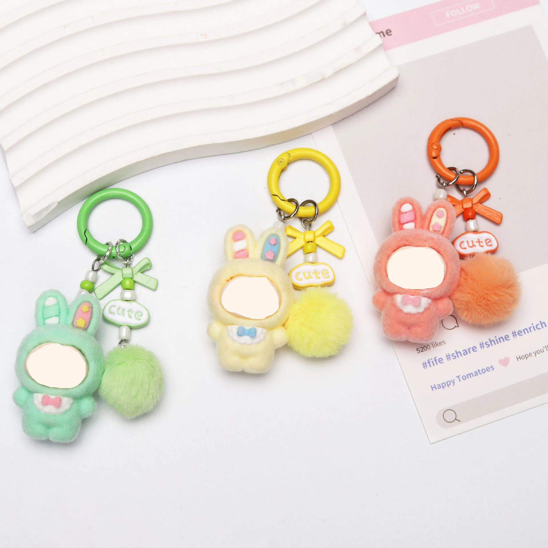 جديد سلسلة مفاتيح صغيرة الكرتون الإبداعية ثلاثية الأبعاد دمية الطلاب المدرسية قلادة سيارة مفتاح سلسلة النساء الرجال يعرض 2025 #1