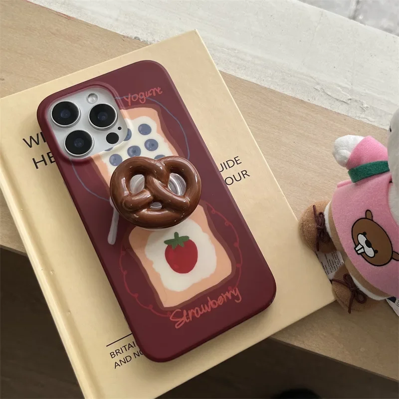 Funda de teléfono con soporte para tostadas de fresa, yogur, arándanos, para iPhone 16, 15, 14, 13, Pro Max, funda suave de dibujos animados de lujo