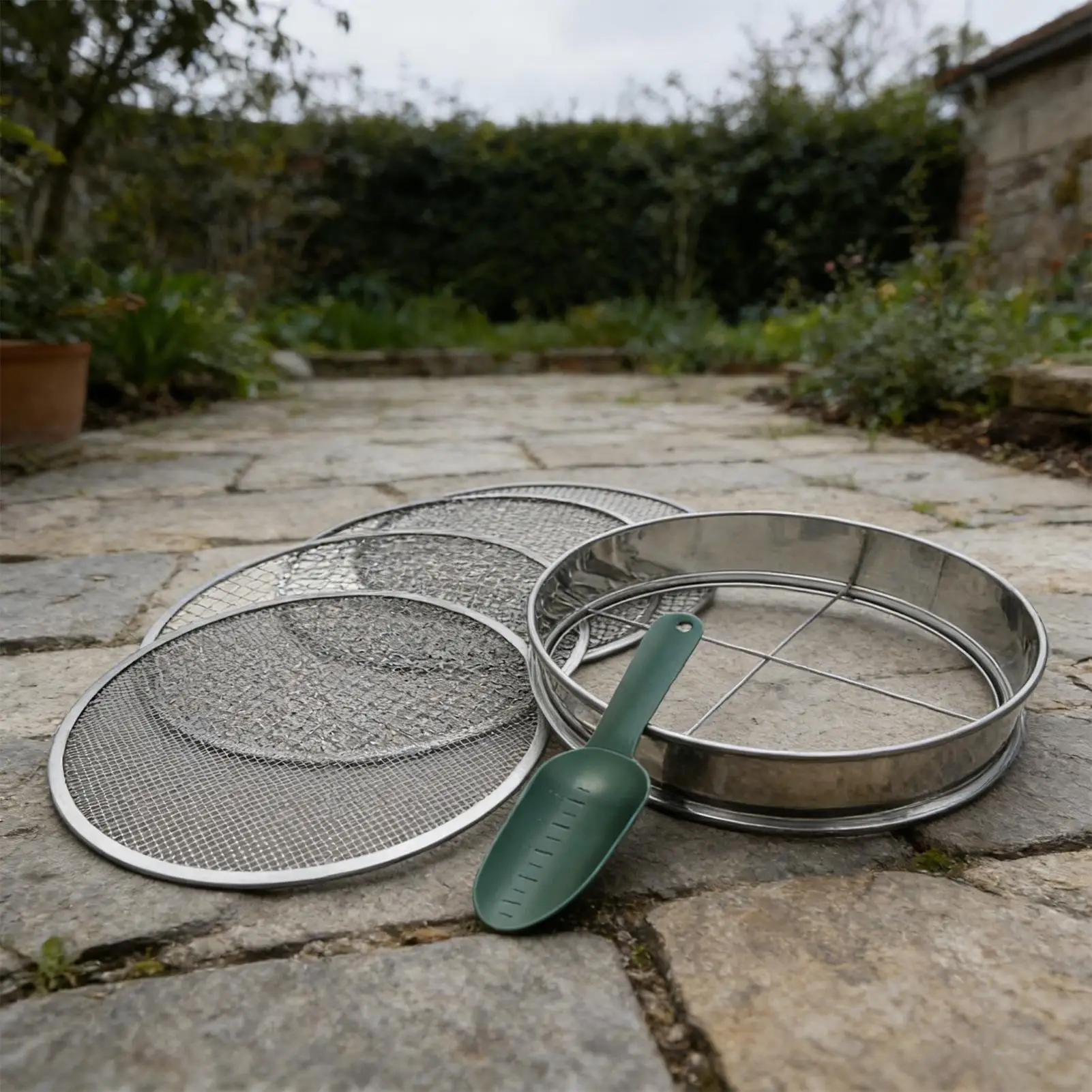 

Сито для компоста из нержавеющей стали, компактное легкое сито для почвы для гравия, тирса, вермокомптика, травяной кошачий туалет, мусор компоста