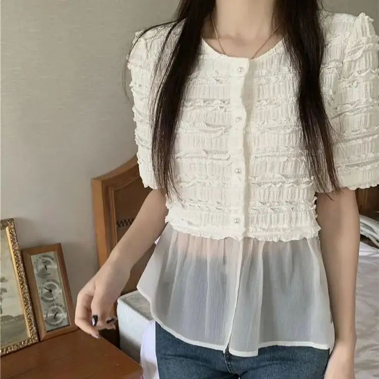 

Shirt Button Slit Design Lace Stitching Small Fragrance Top Women Summer 2024 New French Sweet And Gentle Short-Sleeved Shirt