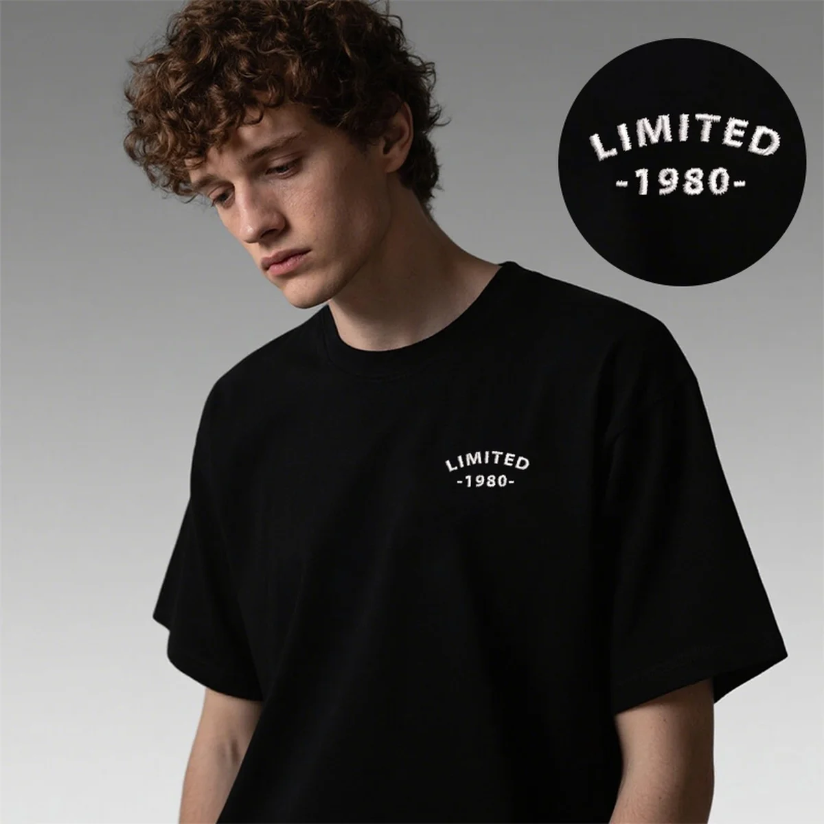 

Vintage Embroidered Cotton T-Shirt for Men & Women (Black) - Customized 1980s Luxury Embroidery Top Tees as Gift T-Shirts