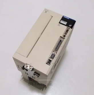 

SGD7S-180A00A Совершенно новые сервоприводы,