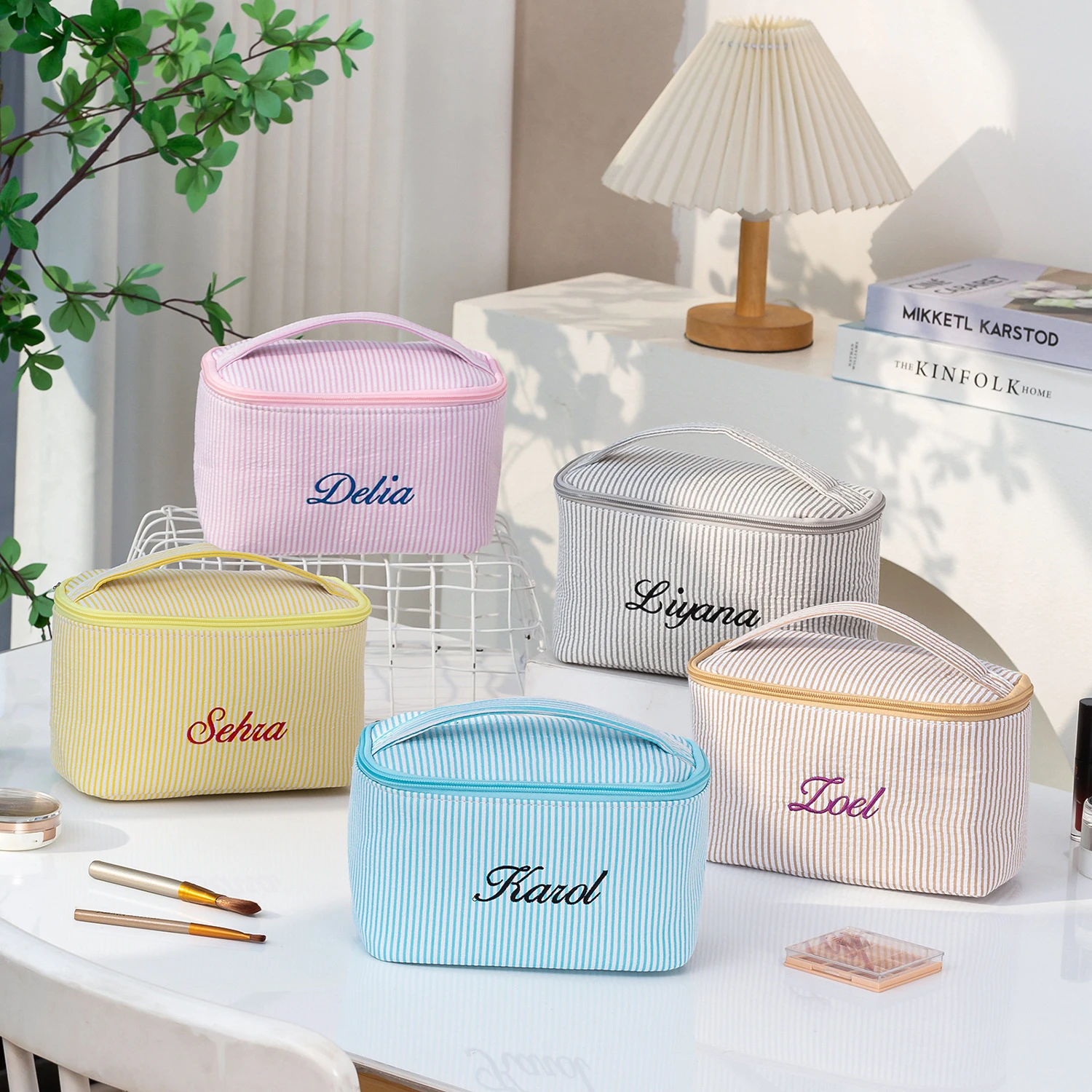 Custom Name Striped Handle Wash Bag, Multi-Functional Storage Pouch Travel Makeup Organizer, Great Gift for Vacation & Weddings