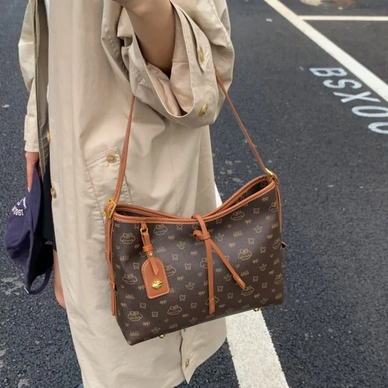 

2025 New Polished European Style Crossbody Bag - Creative Exquisite Light Luxury Ladies Bag for Fashion-Forward Women
