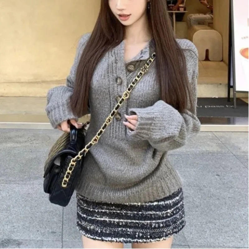 

Winter Japan Fashion Retro Grey Knit 2 Piece Set Long-sleeved Grey Sweater + Slim Mini Skirt Women's Autumn New Chic Joker 2026