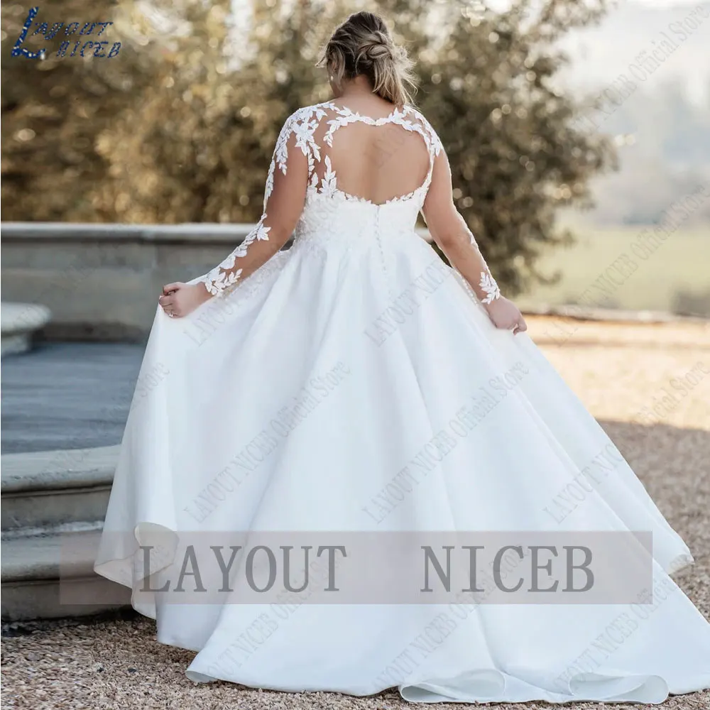 LAYOUT NICEB Appliques Plus Size abito da sposa manica intera a-line abiti da sposa Backless scollo a v bottoni in raso amanda novias 2024LAYOUT NICEB Appliques Plus Size abito da sposa manica intera a-line abiti da sp