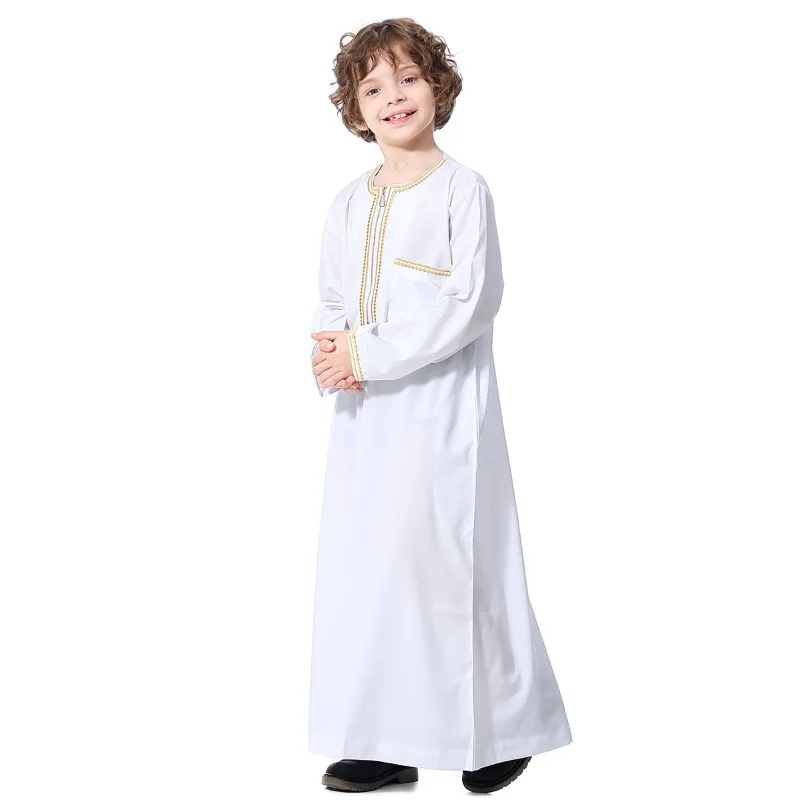 

Boys Muslim Thobe Embroidered Middle Eastern Arab Robe Traditional Ethnic Costume for Teen