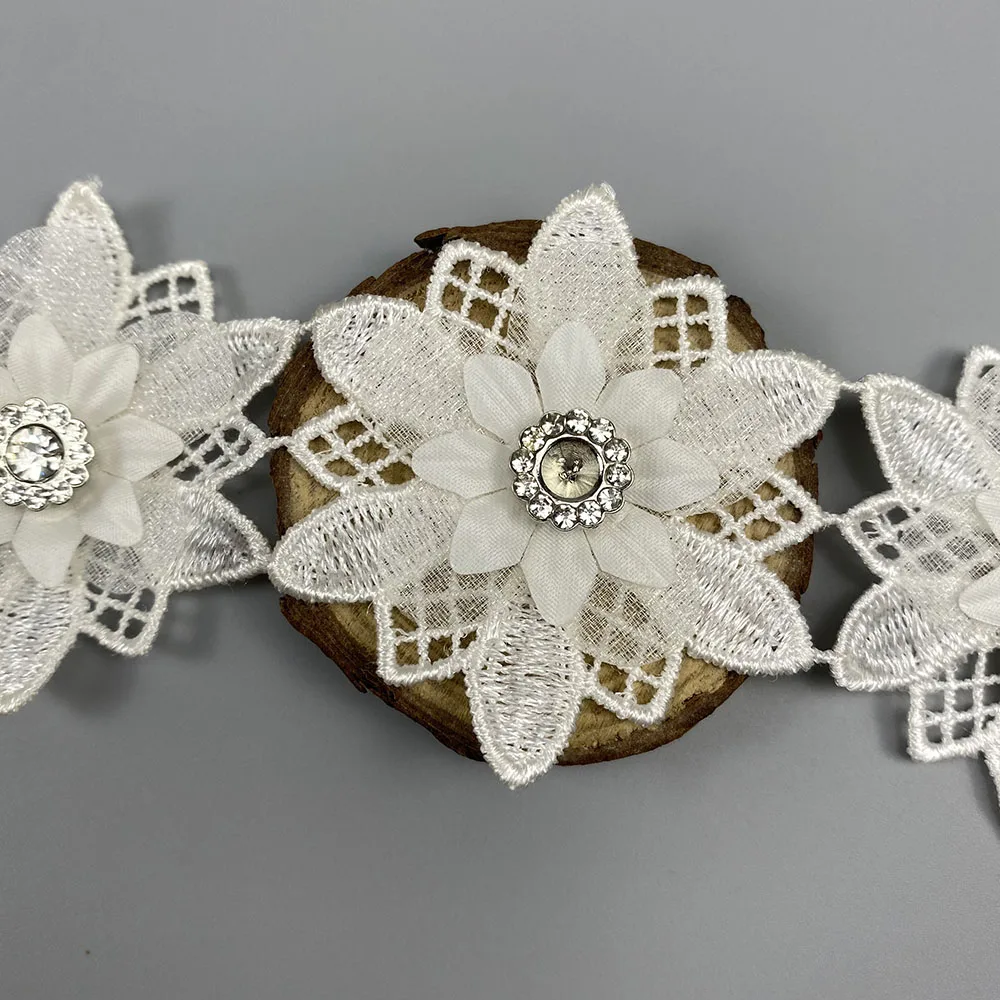 Garniture en dentelle de fleurs blanches, tissu brodé, diamant, fournitures de couture, artisanat pour costume, vêtements, chapeau, robe de mariée, décor de bricolage, 10 pièces