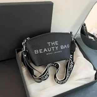 حقيبة كتف أنيقة بأحرف 2025 جديدة للنساء، محفظة فاخرة صغيرة مربعة الشكل، حقيبة كروس عصرية لجميع المناسبات