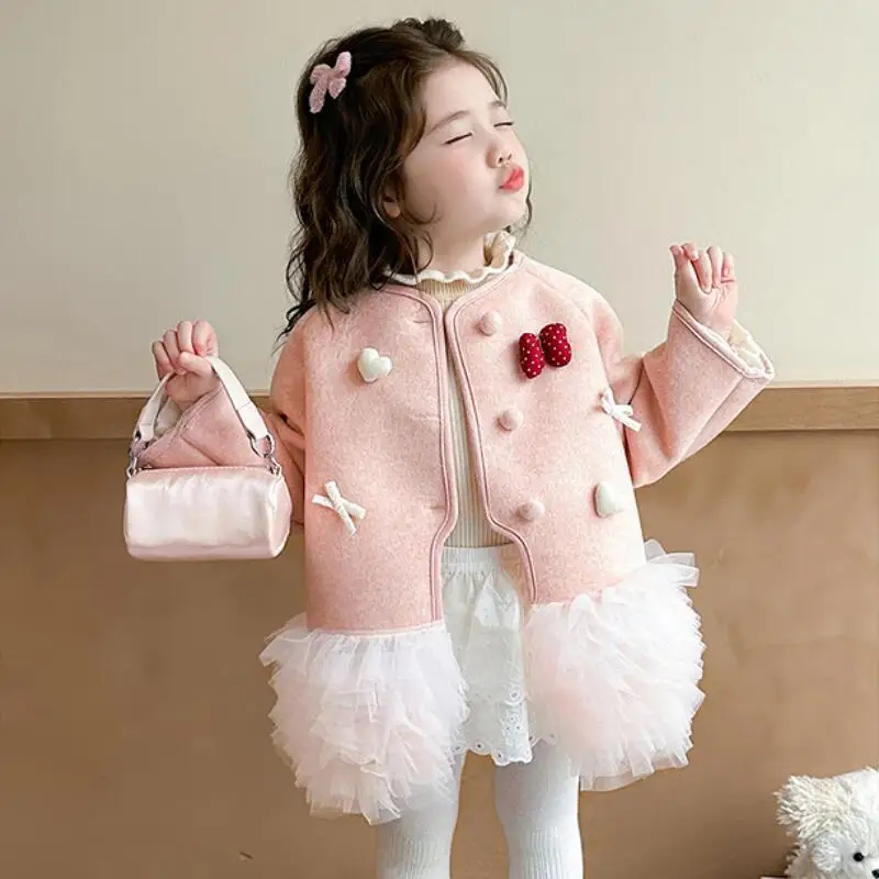 

Осенне-зимняя коллекция 2026: Новая детская модная теплая куртка в стиле каваи, мягкая и удобная одежда для девочек с мультяшным аниме-принтом