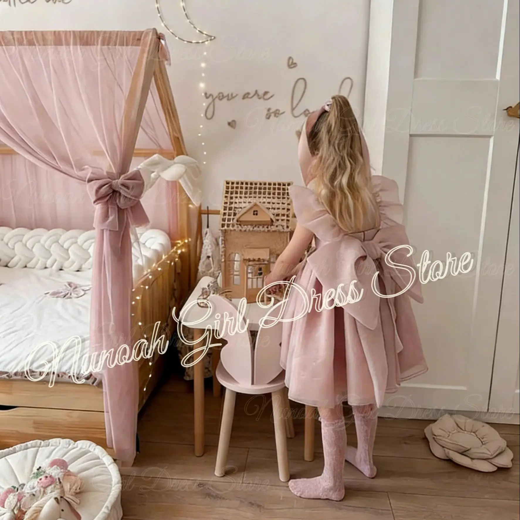 

Pink Flower Girl Dress For Wedding Bow Tulle Knee Length Lovely Baby Girl Birthday Party First Holy Communion Gown Customized